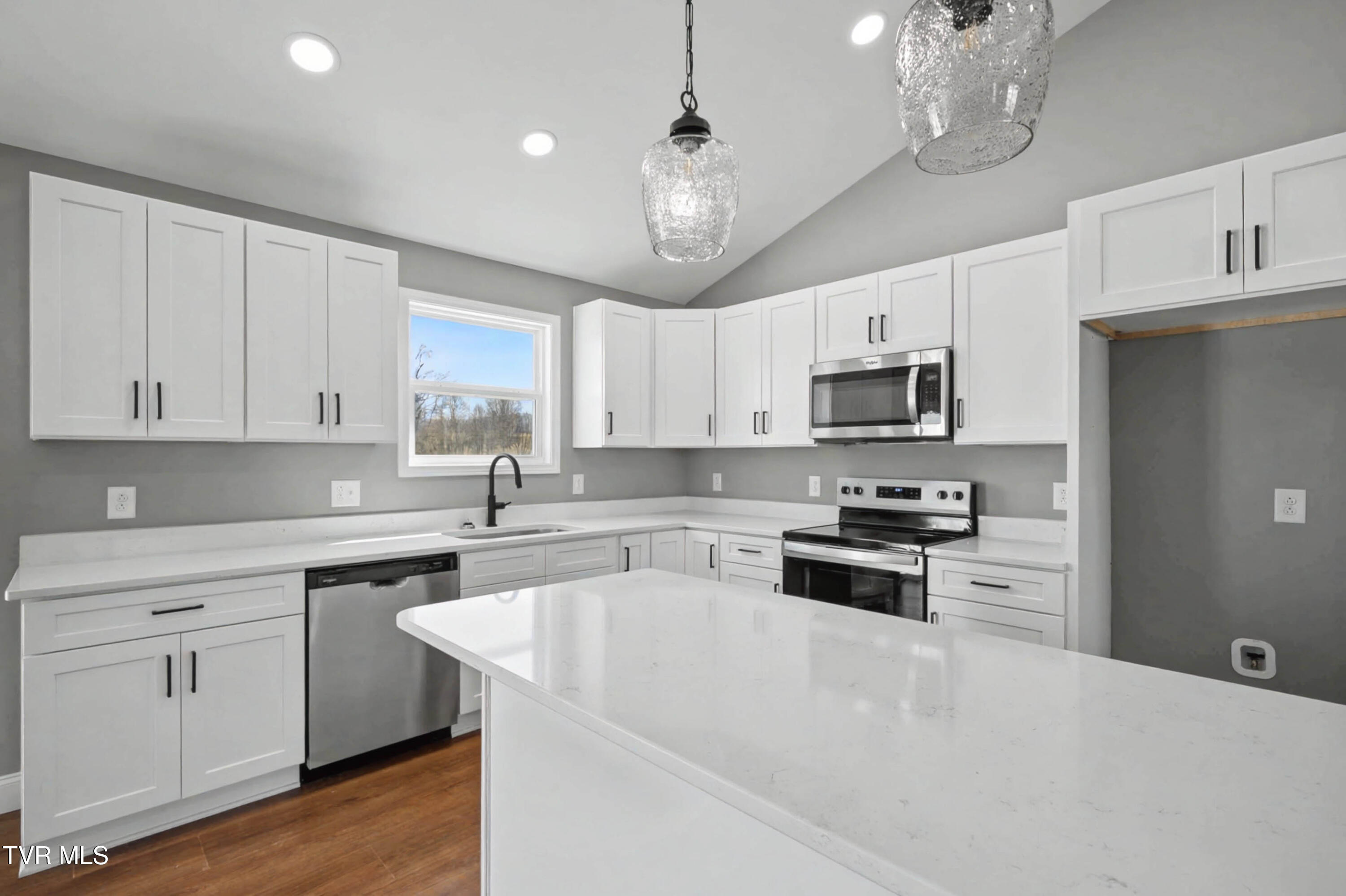 450 Barren Valley Road Chuckey, TN 37641 - Photo 15 of 27 450 Barren Valley Rd-15