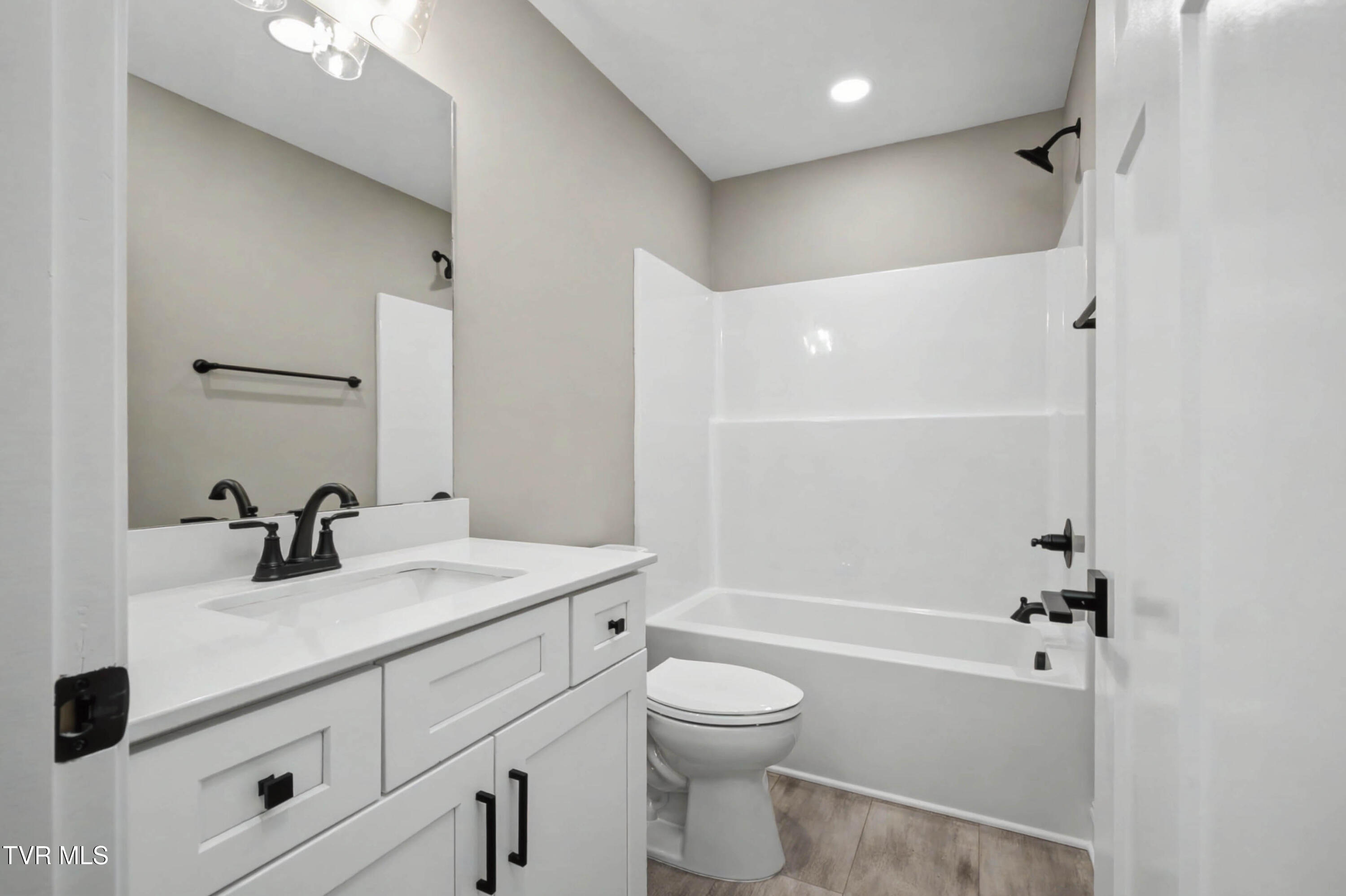 450 Barren Valley Road Chuckey, TN 37641 - Photo 17 of 27 450 Barren Valley Rd-17