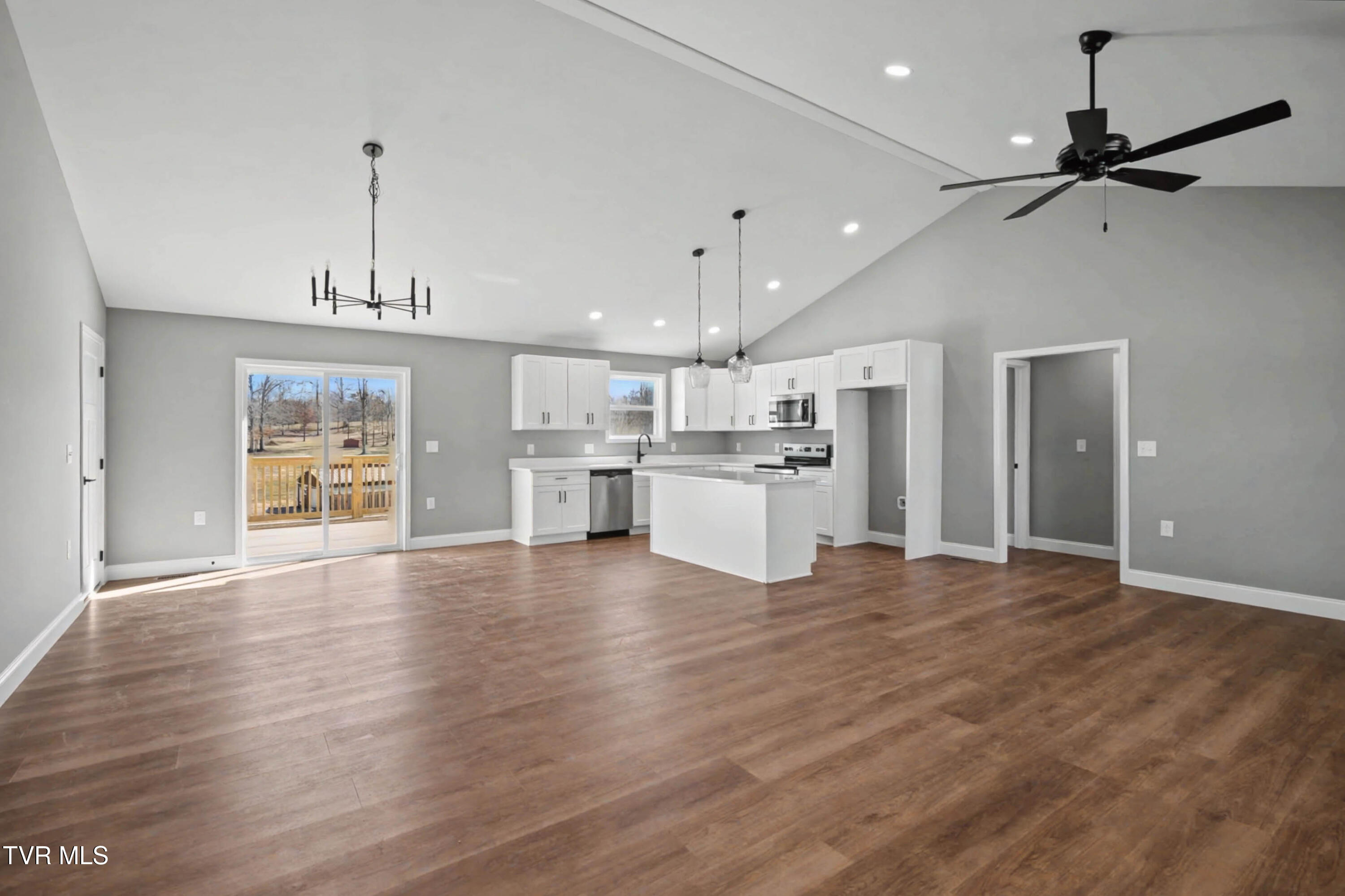 450 Barren Valley Road Chuckey, TN 37641 - Photo 7 of 27 450 Barren Valley Rd-7