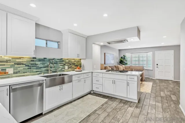 $1,374,900 | 465 Orange Avenue, Coronado, CA 92118