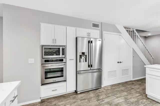 $1,374,900 | 465 Orange Avenue, Coronado, CA 92118