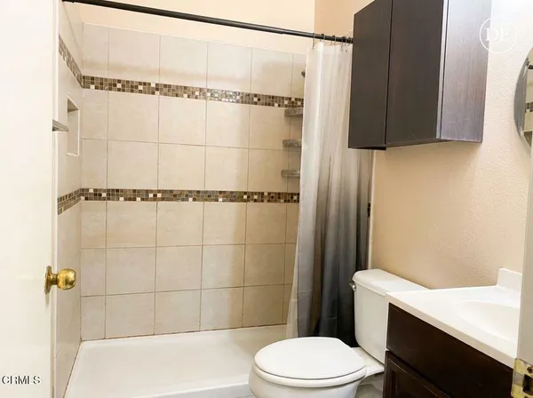 $425,000 | 5208 Shenandoah Street, Ventura, CA 93003