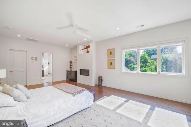 $2,249,000 | 8507 Rayburn Road, Bethesda, MD 20817