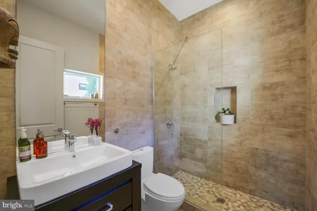 $2,249,000 | 8507 Rayburn Road, Bethesda, MD 20817