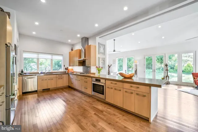 $2,249,000 | 8507 Rayburn Road, Bethesda, MD 20817