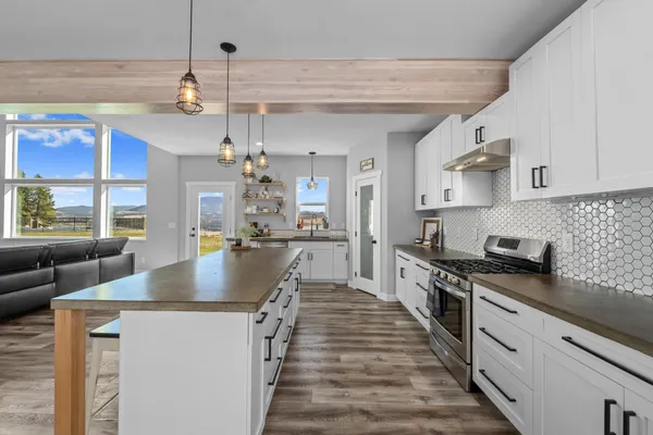 $689,000 | 842 U Valley-Westside Road, Colville, WA 99114
