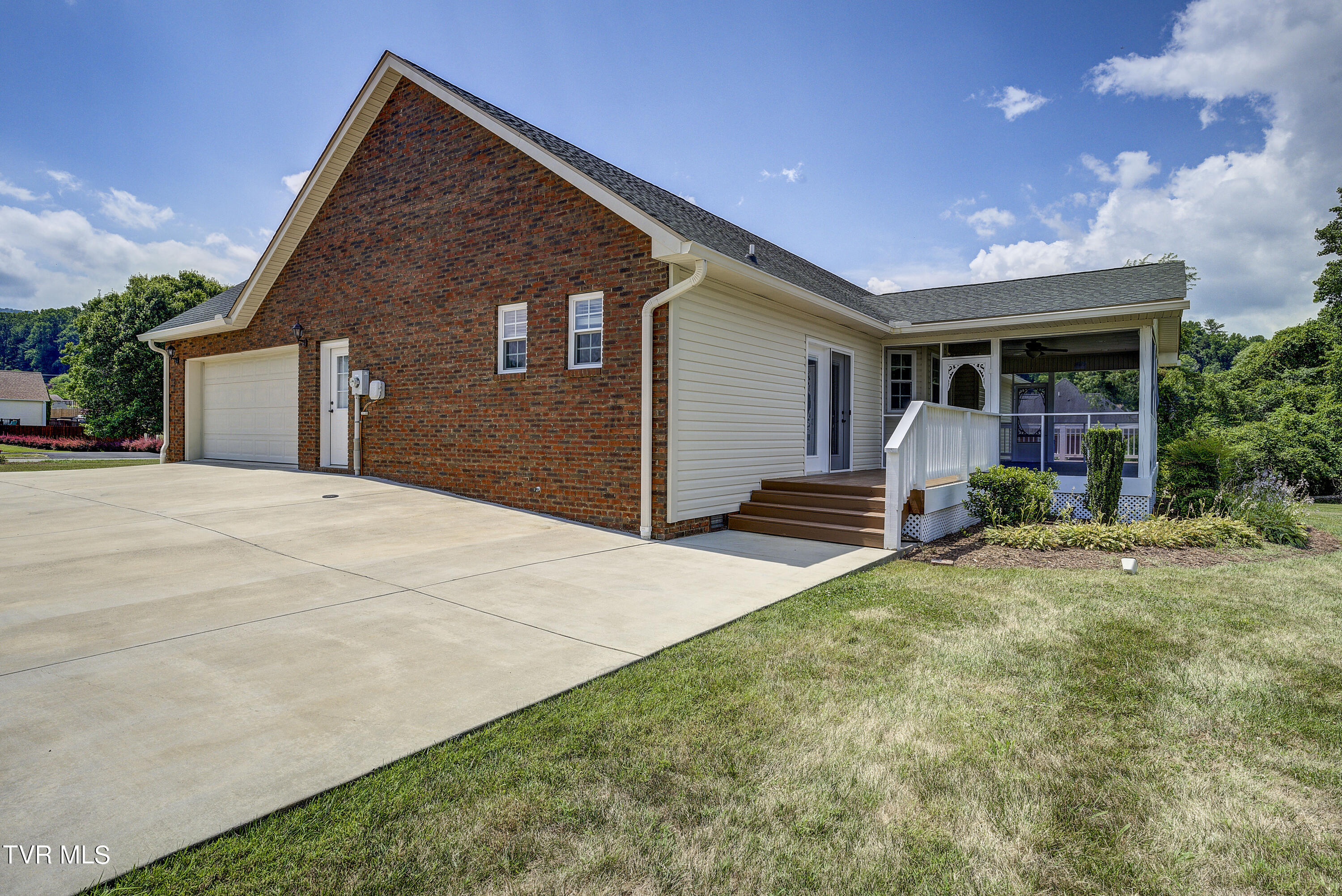 203 Old Farm Road Erwin, TN 37650 - Photo 7 of 50 OldFarm-5