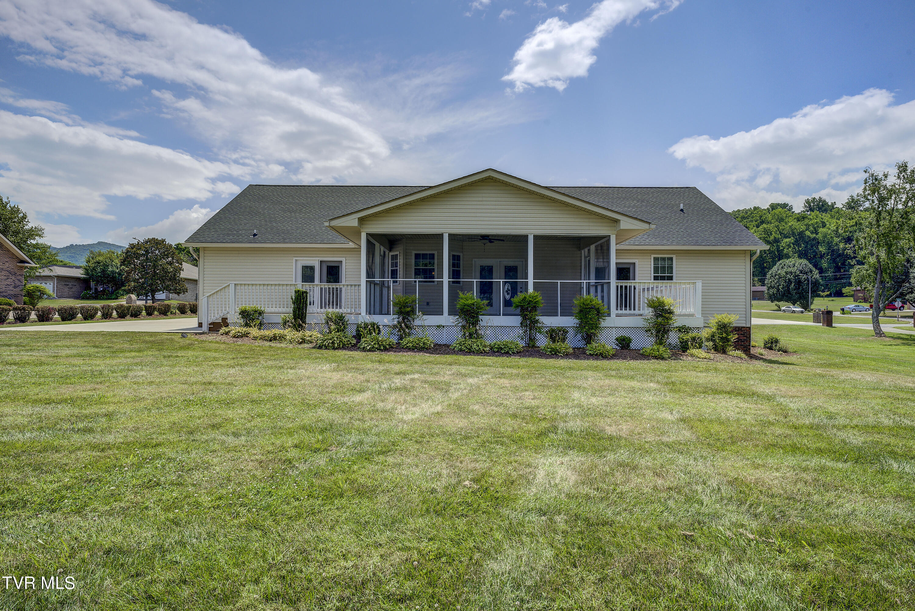 203 Old Farm Road Erwin, TN 37650 - Photo 9 of 50 OldFarm-7