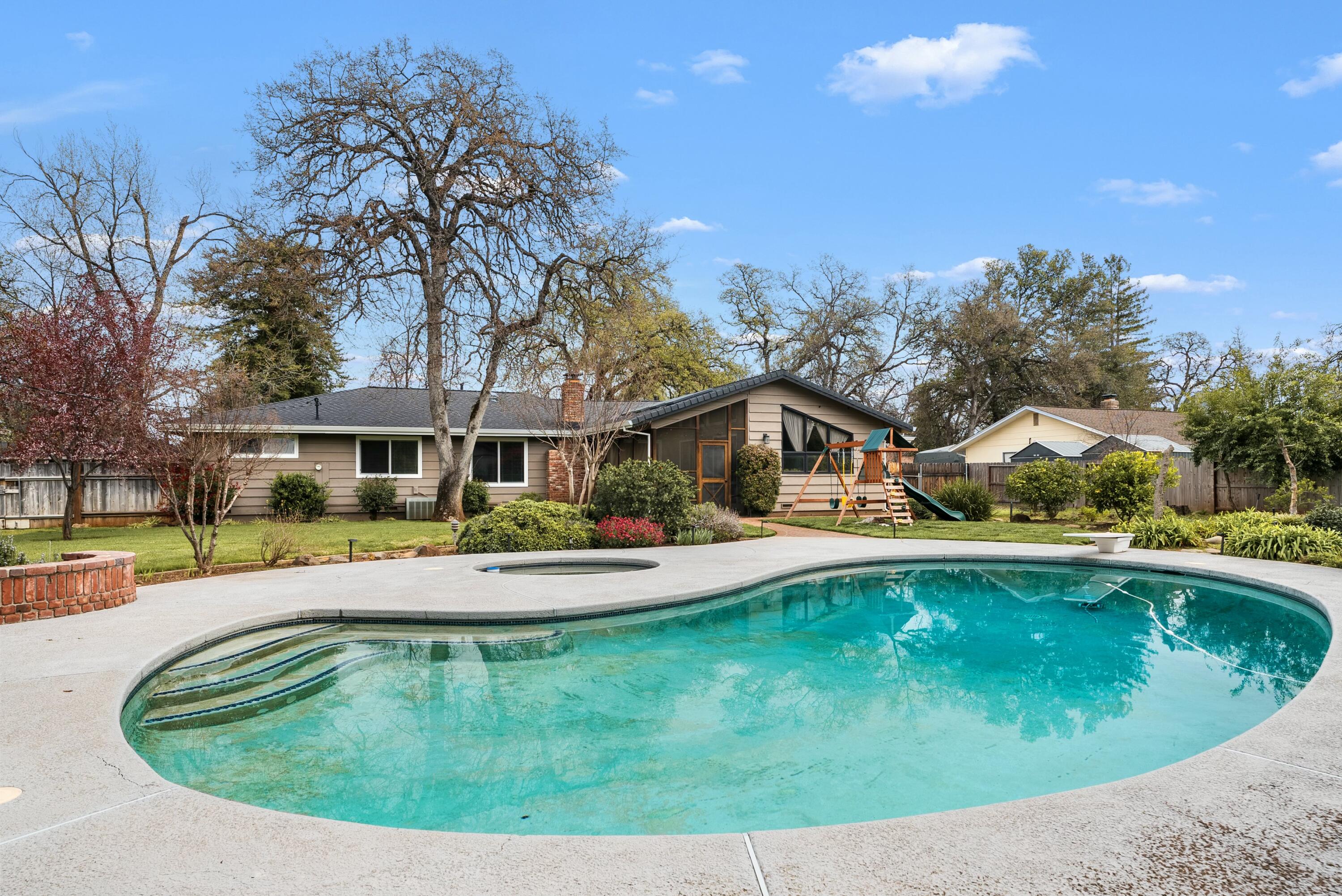 7068 Riata Drive Redding, CA 96002 - Photo 34 of 44 Pool