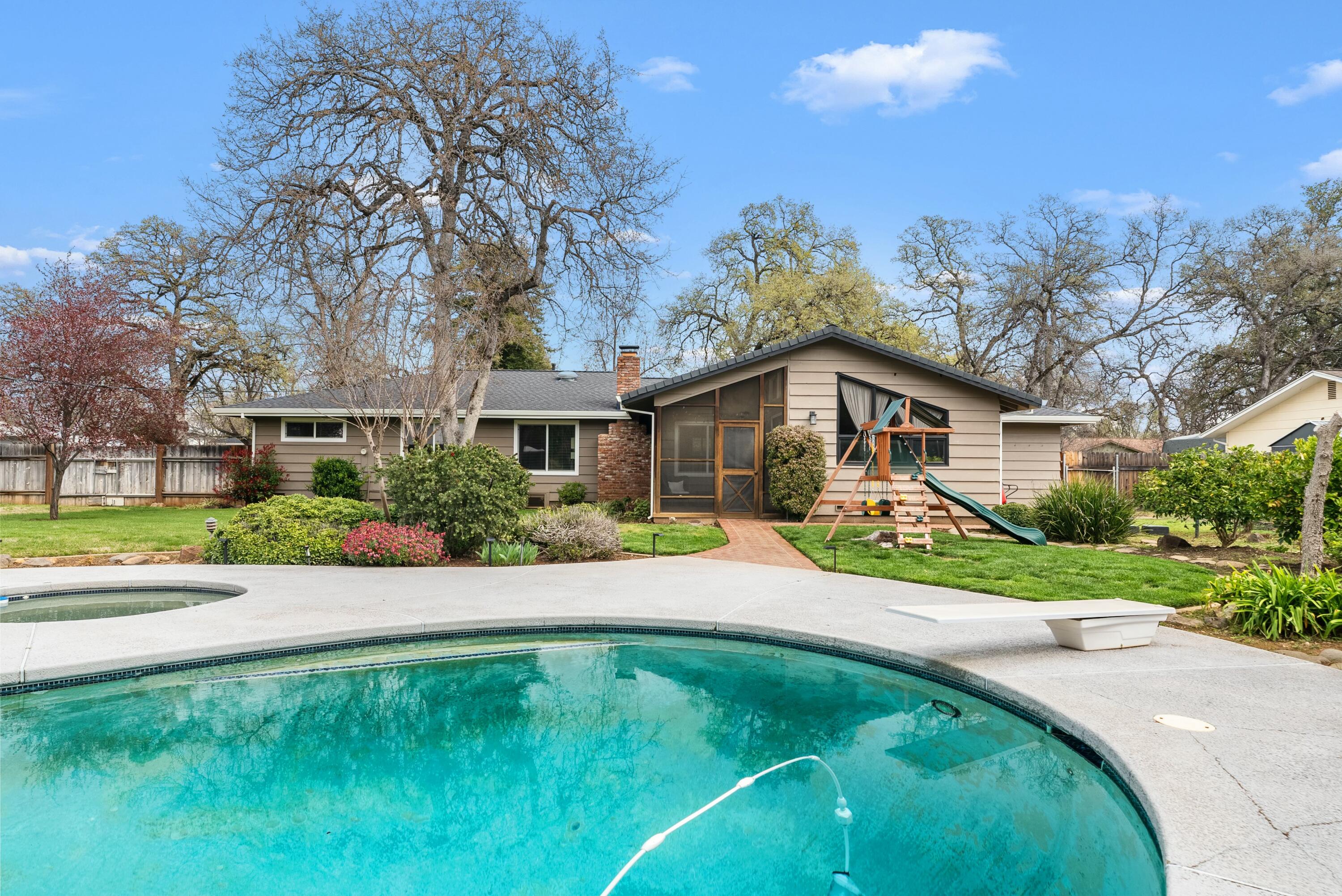 7068 Riata Drive Redding, CA 96002 - Photo 43 of 44 Pool