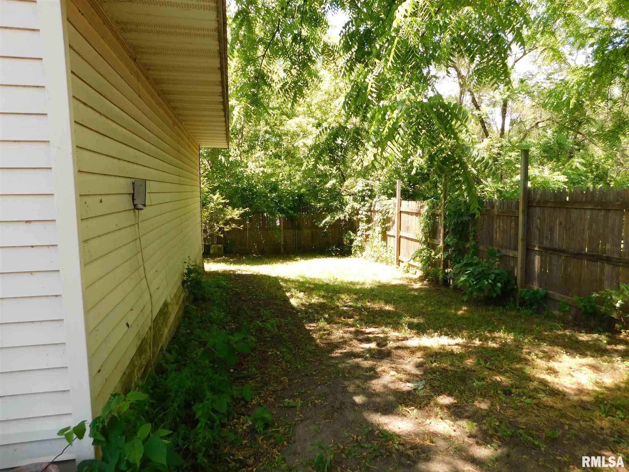 511 Main Street Pekin, IL 61554 - Photo 17 of 17 Gallery Image 17