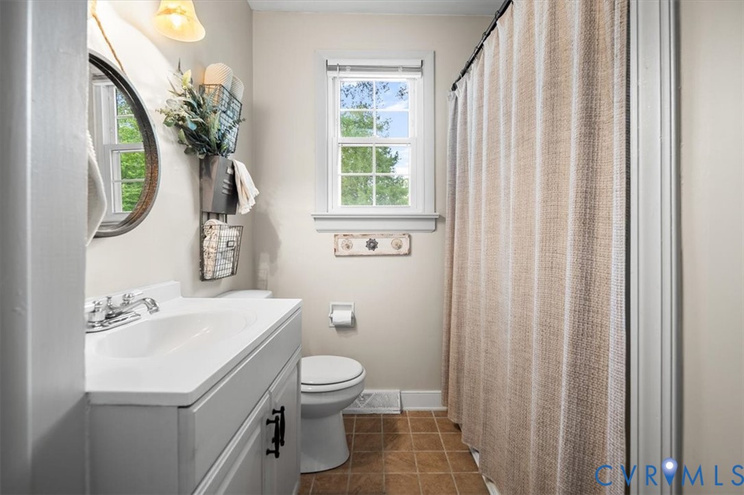 16100 Gary Avenue Chester, VA 23831 - Photo 26 of 47