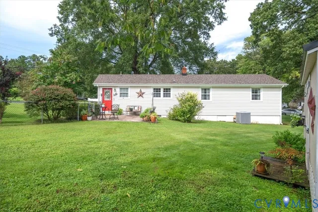 $2,250 | 16100 Gary Avenue, Chester, VA 23831