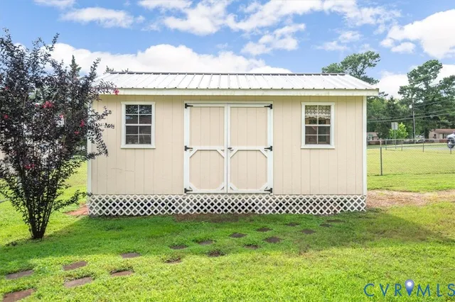 $2,250 | 16100 Gary Avenue, Chester, VA 23831