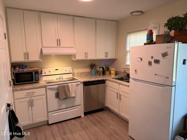 $1,150 | 3810 Symi Circle, Unit 20, Morehead City, NC 28557