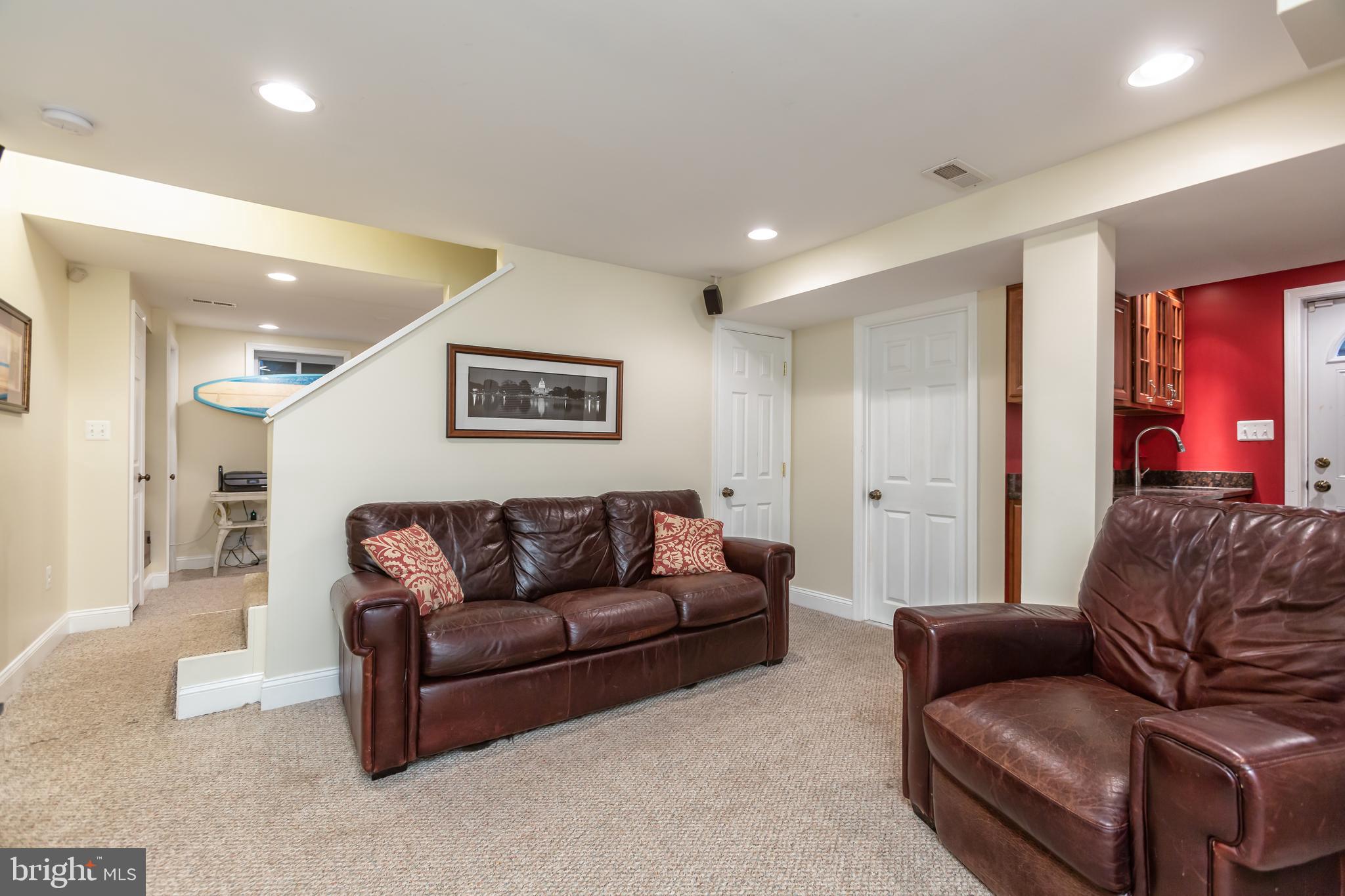 5916 Conway Road Bethesda, MD 20817 - Photo 22 of 36 Gallery Image 22