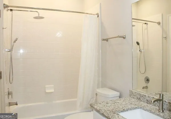 $735,000 | 996 Pitts Road, Unit D, Sandy Springs, GA 30350