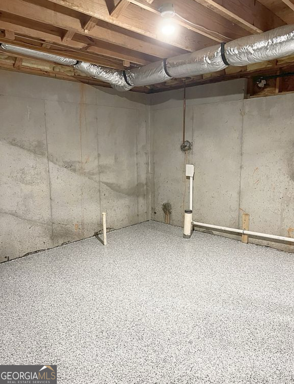 996 Pitts Road, Unit D Sandy Springs, GA 30350 - Photo 37 of 39 a view of a room with racks