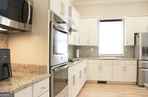 $735,000 | 996 Pitts Road, Unit D, Sandy Springs, GA 30350