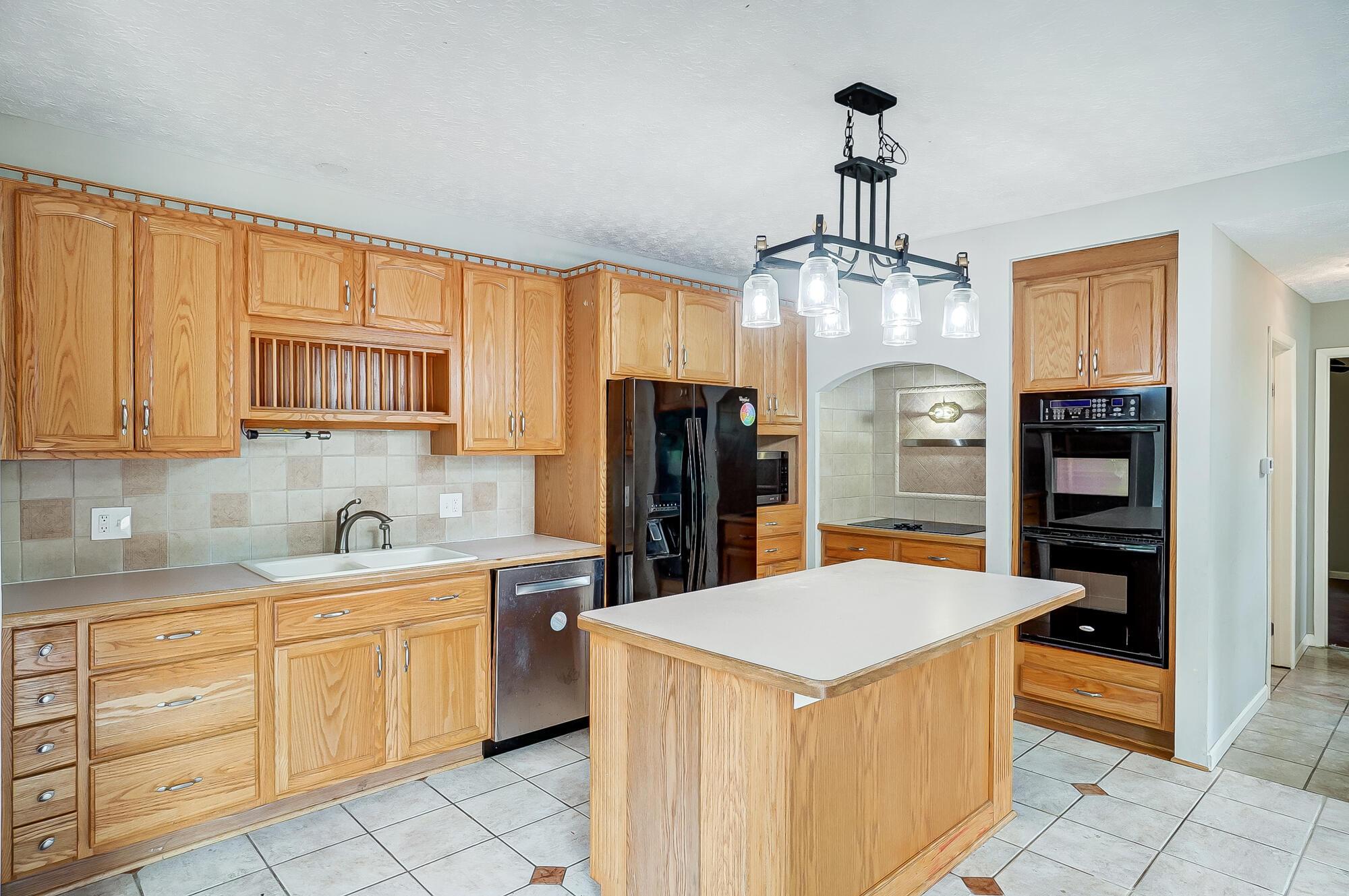 4475 Blue Church Road Sunbury, OH 43074 - Photo 26 of 103 027