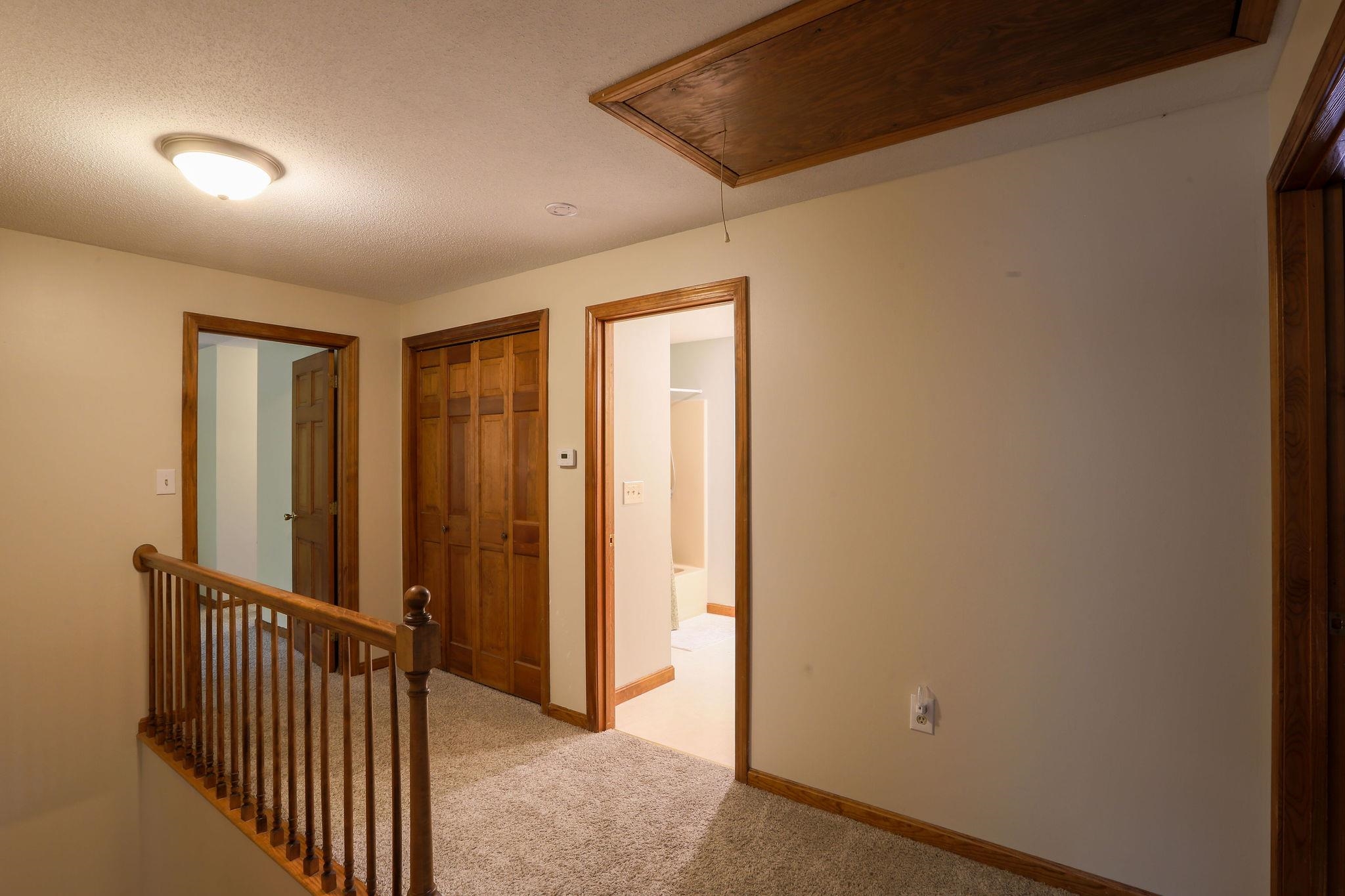 6 David Drive Pelham, NH 03076 - Photo 16 of 36