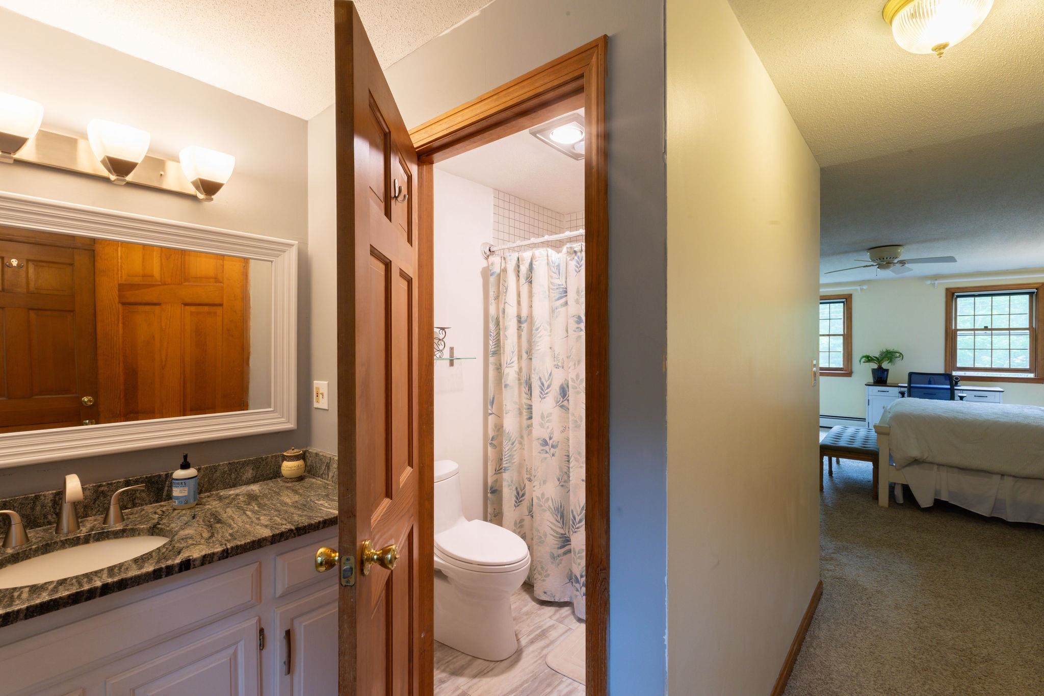 6 David Drive Pelham, NH 03076 - Photo 20 of 36