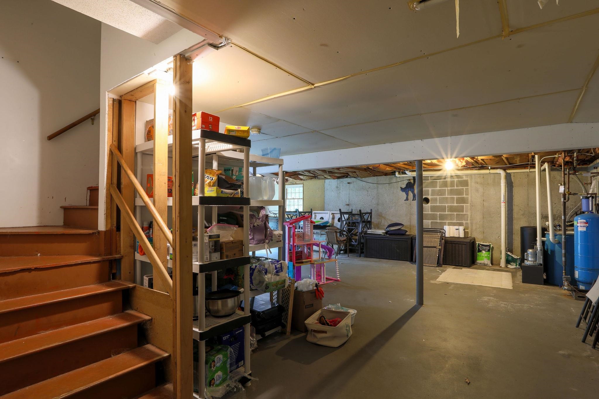 6 David Drive Pelham, NH 03076 - Photo 28 of 36