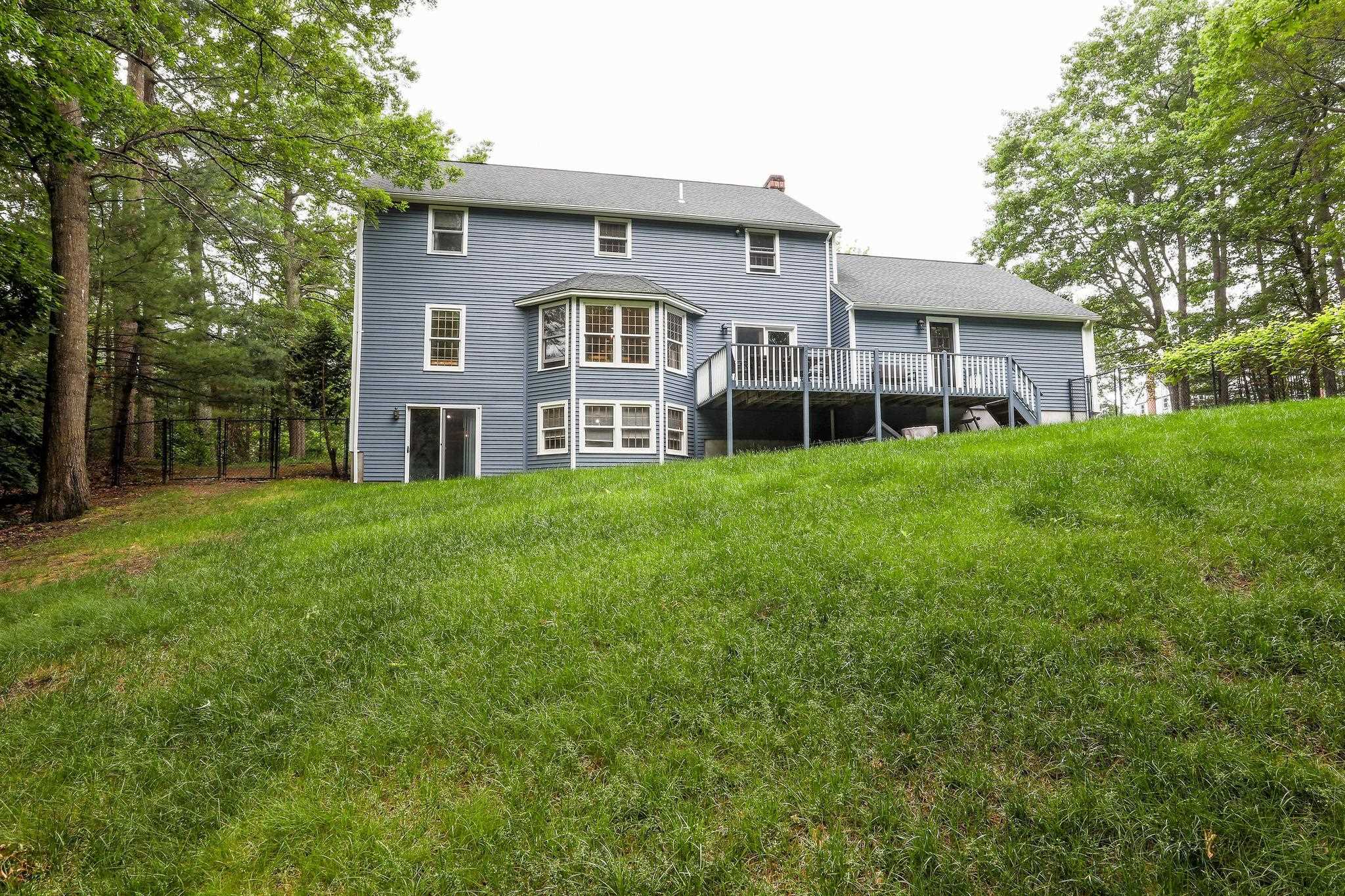 6 David Drive Pelham, NH 03076 - Photo 33 of 36