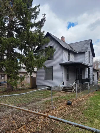 $39,000 | 619 Woodlawn Avenue, Rockford, IL 61103