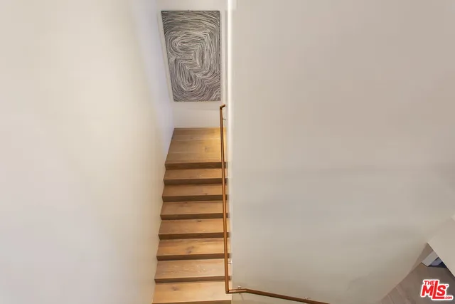 $32,500 | 8600 Wilshire Boulevard, Unit TH 3, Beverly Hills, CA 90211