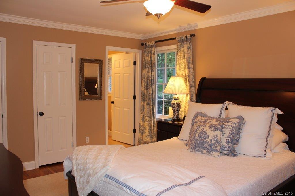 3036 Goneaway Road Charlotte, NC 28210 - Photo 12 of 24 Gallery Image 12