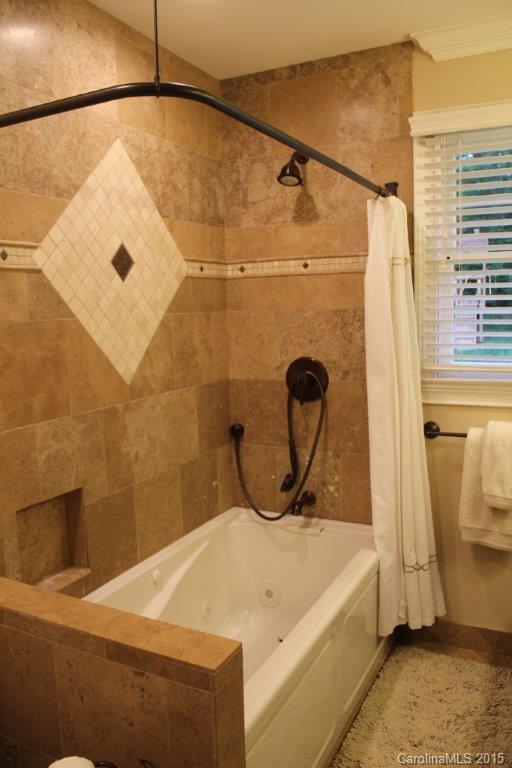 3036 Goneaway Road Charlotte, NC 28210 - Photo 17 of 24 Gallery Image 17