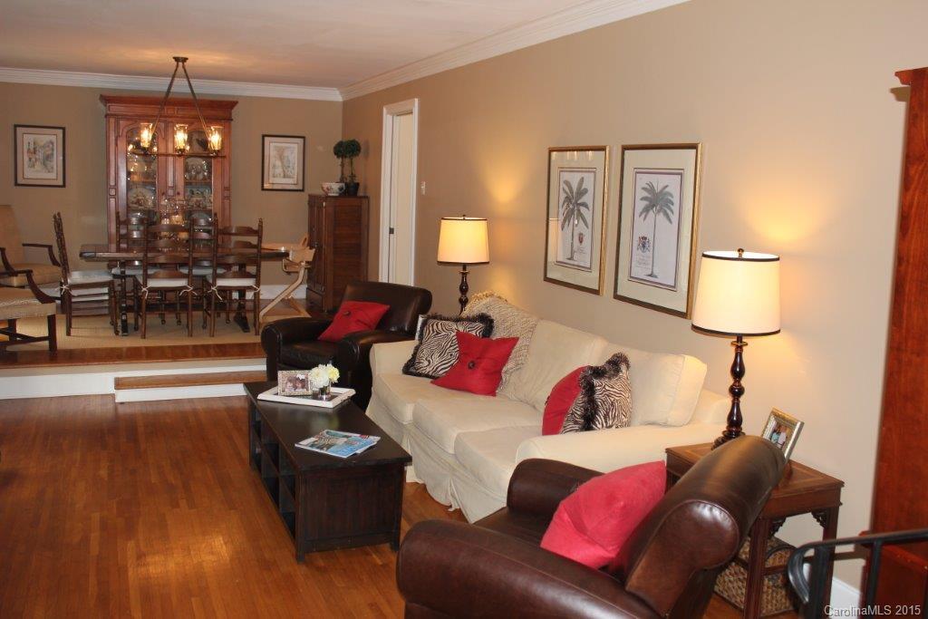 3036 Goneaway Road Charlotte, NC 28210 - Photo 4 of 24 Gallery Image 4
