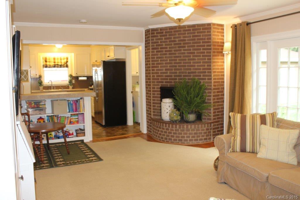 3036 Goneaway Road Charlotte, NC 28210 - Photo 10 of 24 Gallery Image 10
