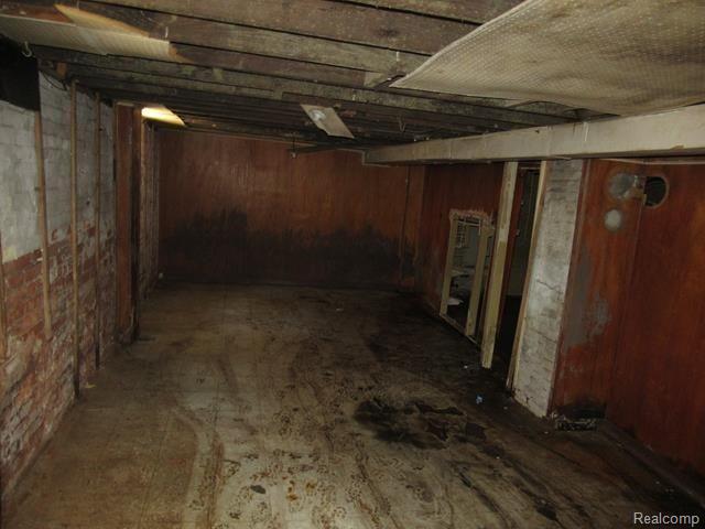 13768 Gable Street Hamtramck, MI 48212 - Photo 15 of 16 IMG_1353 (Copy).JPG