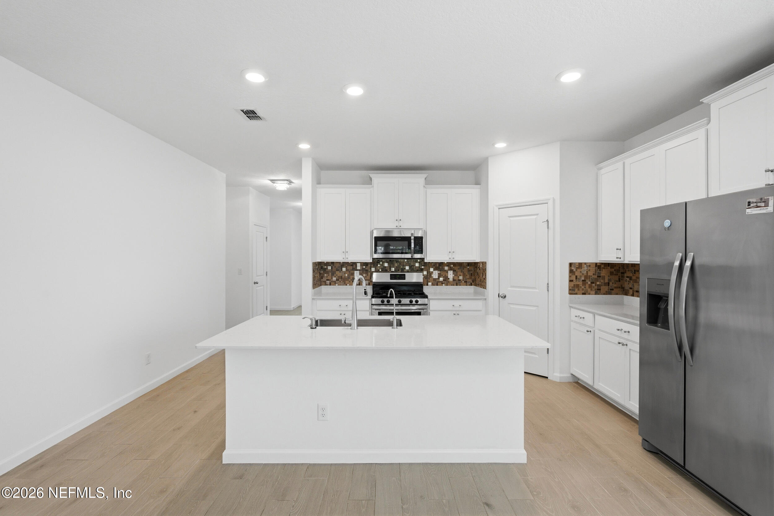 35 White Rabbit Run St. Augustine, FL 32092 - Photo 8 of 48 kitchen