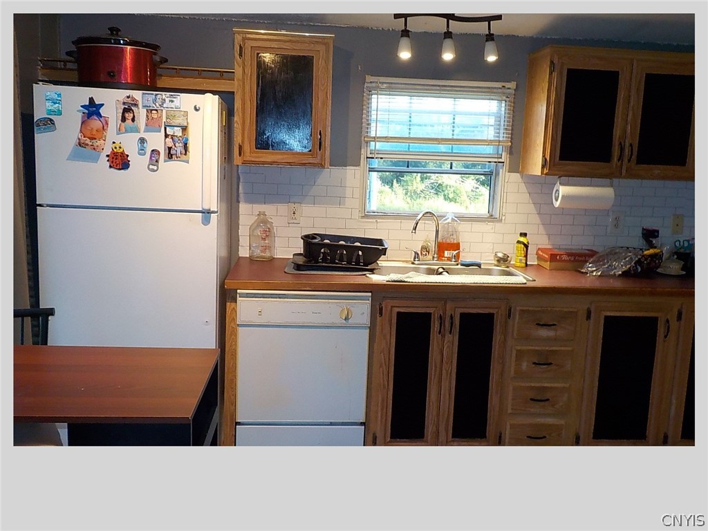 584 Canning Factory Road Richland, NY 13142 - Photo 9 of 29