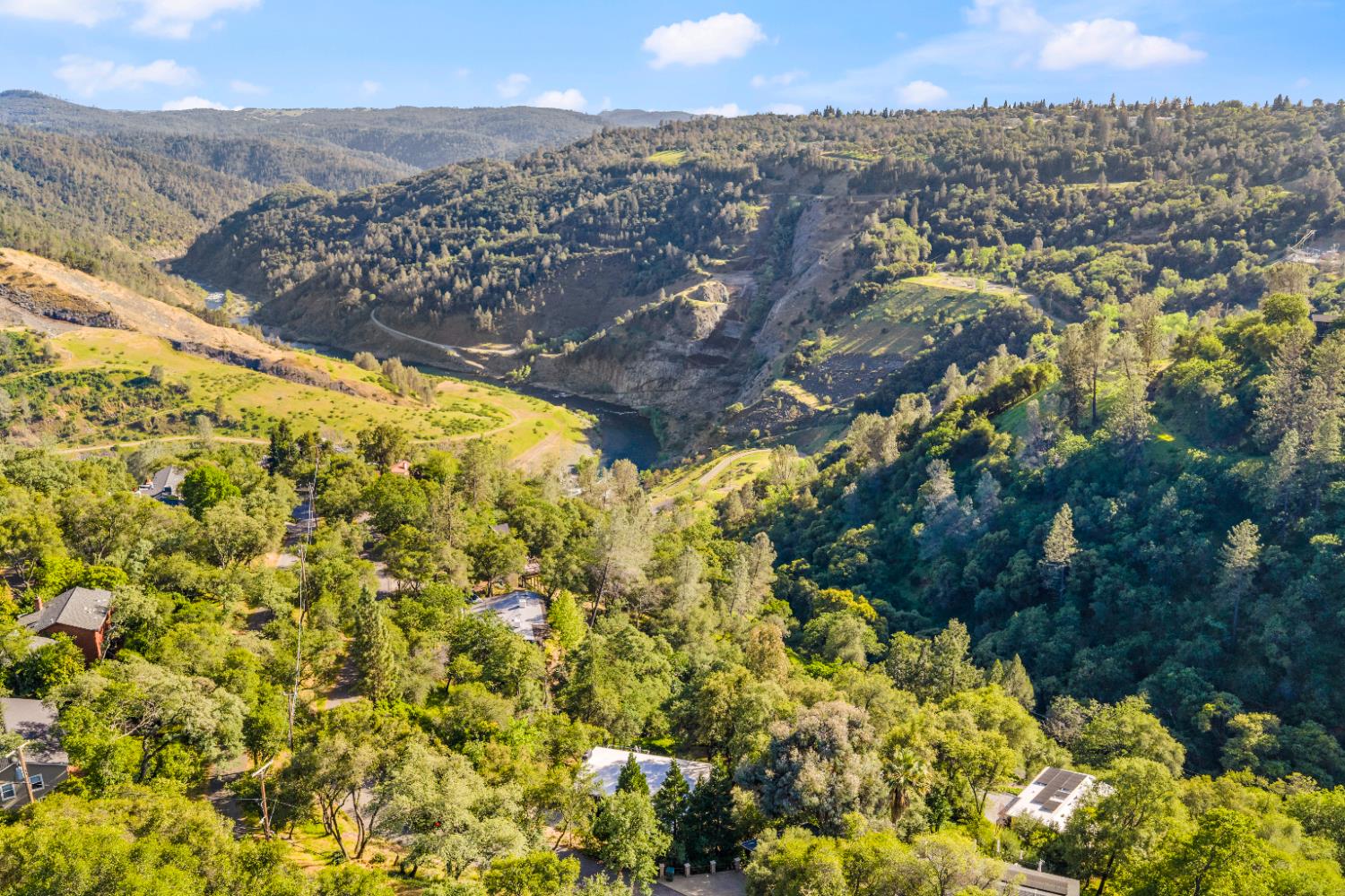 140 Rio Camino Street Auburn, CA 95603 - Photo 48 of 56 a view of a city