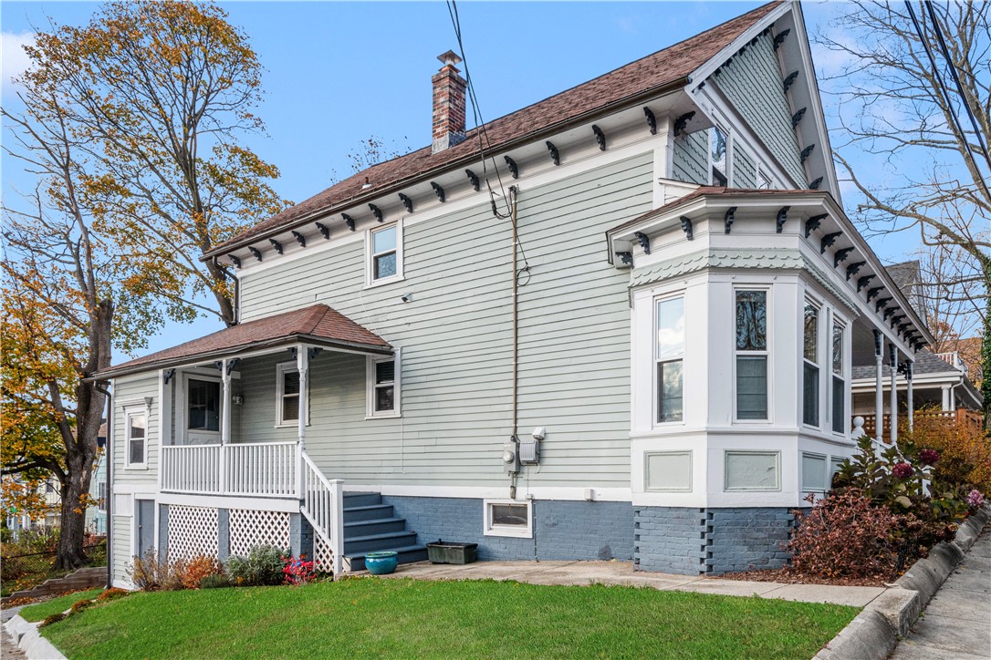 59 Blodgett Avenue Pawtucket, RI 02860 - Photo 34 of 36