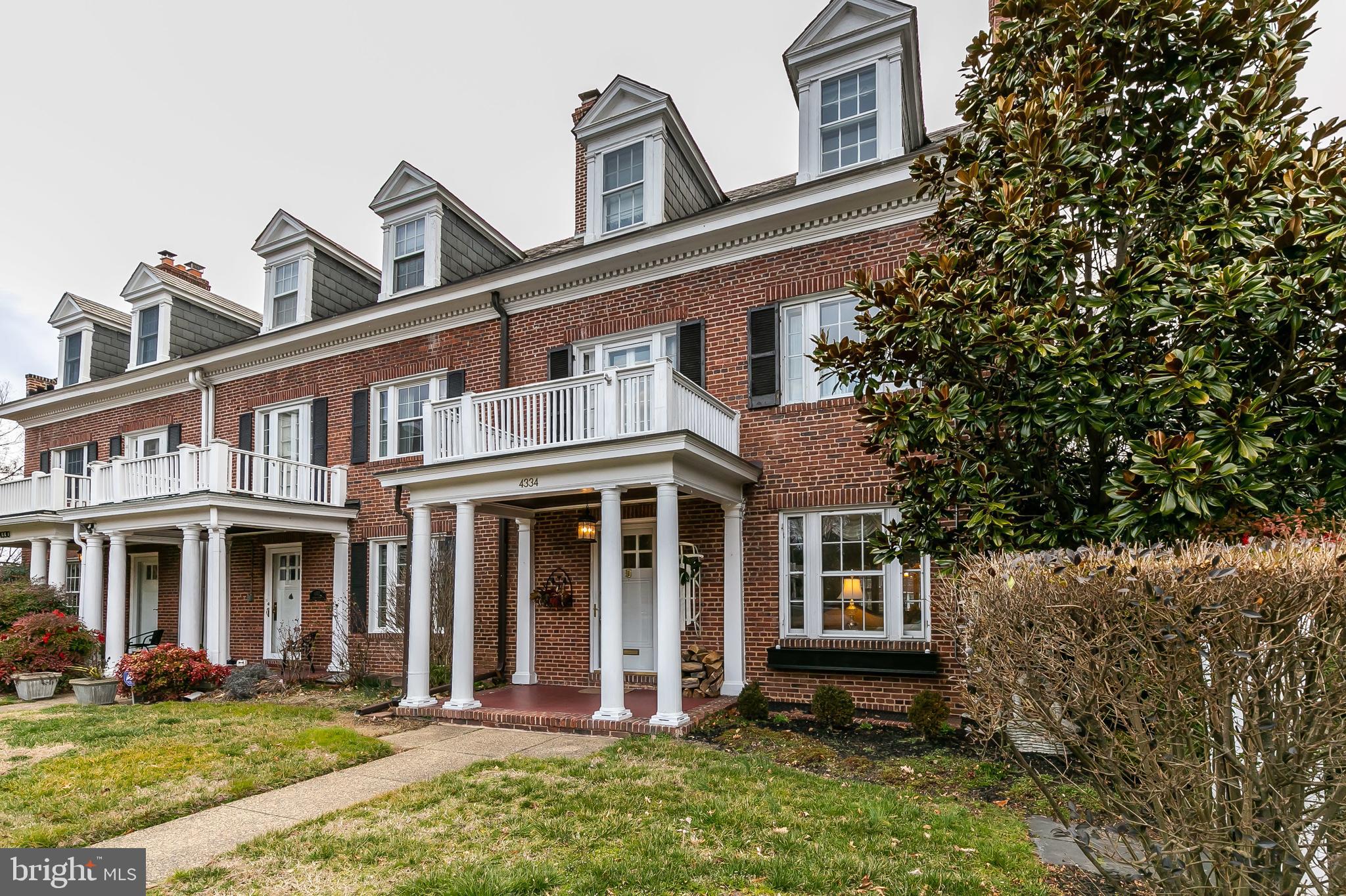 4334 Roland Avenue Baltimore, MD 21210 - Photo 3 of 51