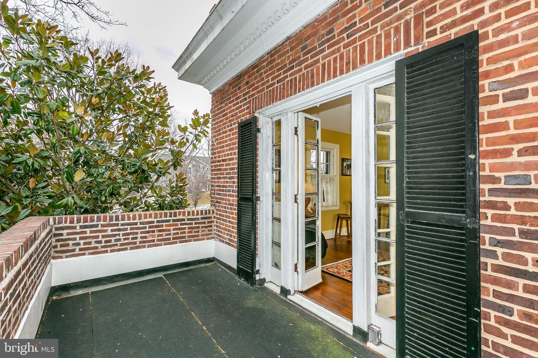 4334 Roland Avenue Baltimore, MD 21210 - Photo 40 of 51