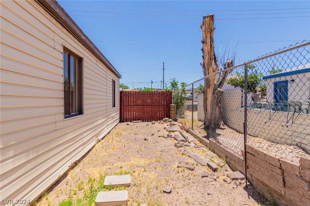 108 West Victory Road Henderson, NV 89015 - Photo 27 of 29 Gallery Image 27