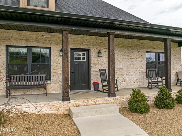 $540,000 | 12119 Lasalle Court, Glade Spring, VA 24340