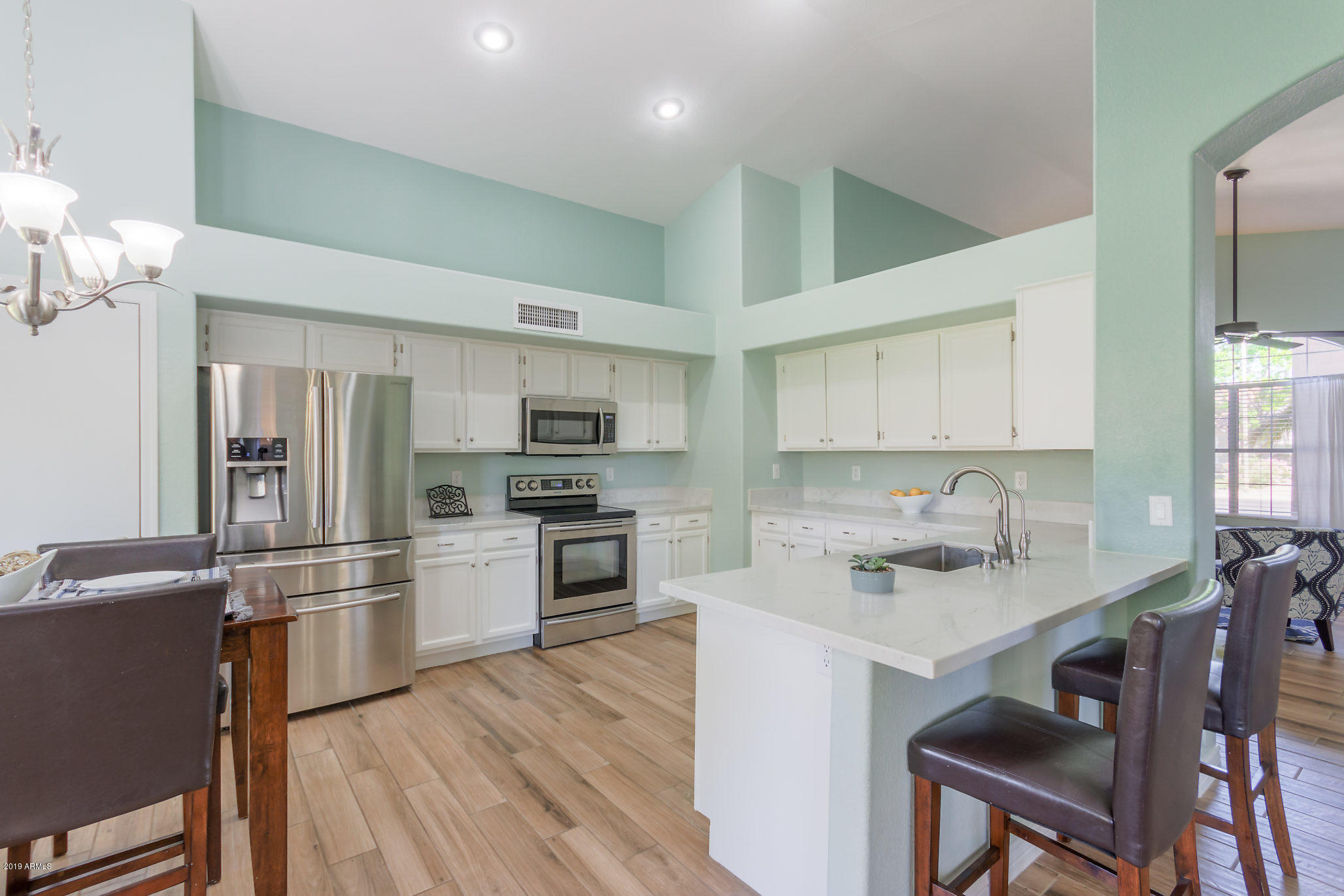 553 West Tumbleweed Road Gilbert, AZ 85233 - Photo 11 of 30 Kitchen Area 6