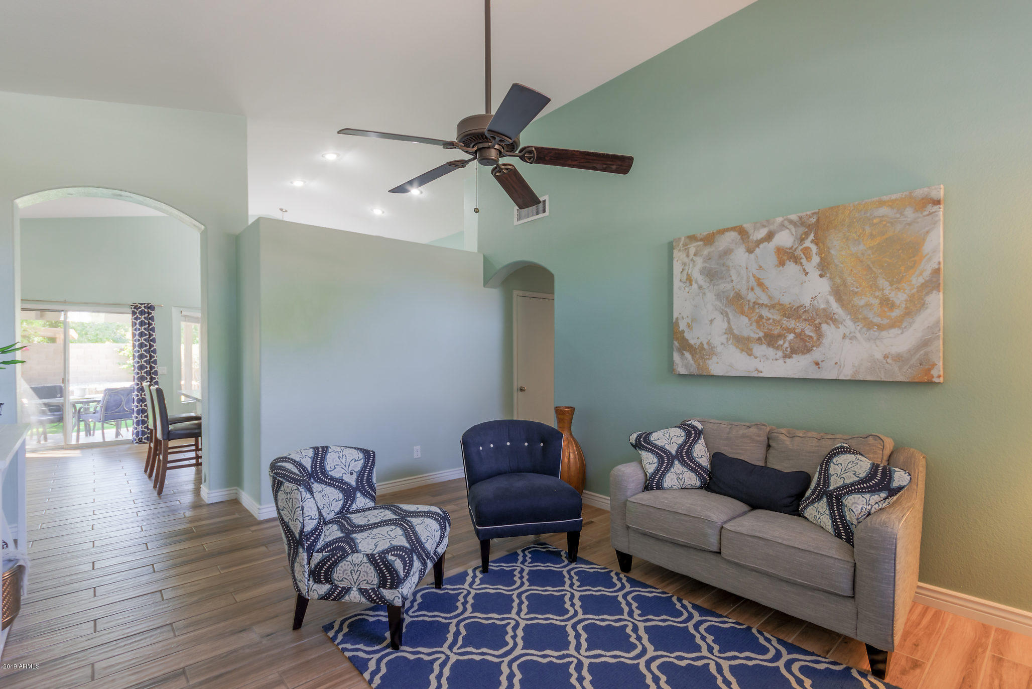 553 West Tumbleweed Road Gilbert, AZ 85233 - Photo 5 of 30 Living Room View 2