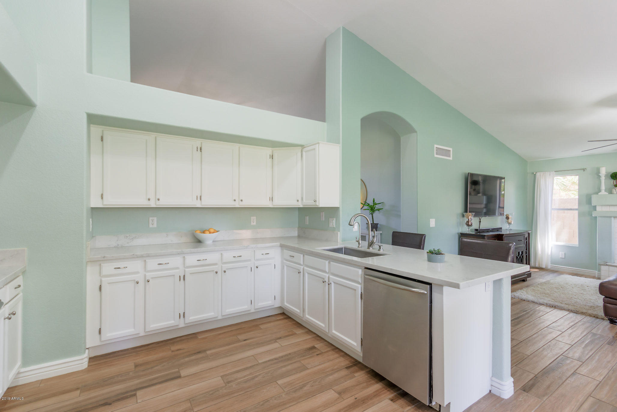 553 West Tumbleweed Road Gilbert, AZ 85233 - Photo 8 of 30 Kitchen Area 2