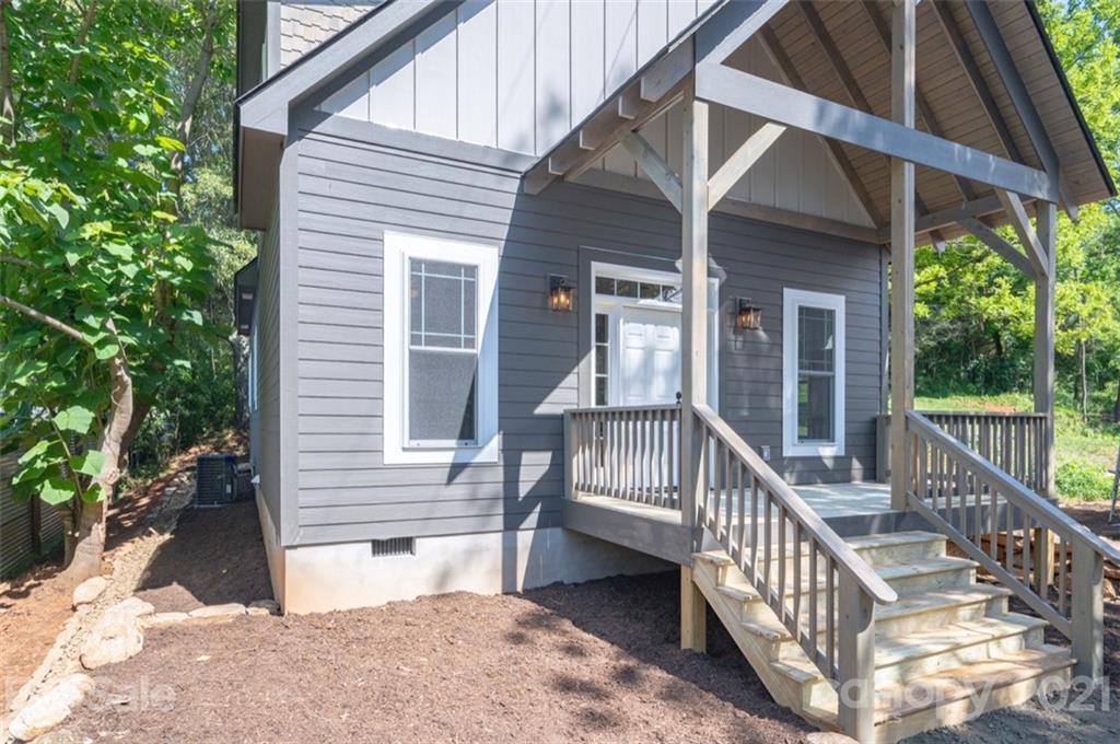 526 Fisher Road, Unit L4B Brevard, NC 28712 - Photo 3 of 29 Gallery Image 3