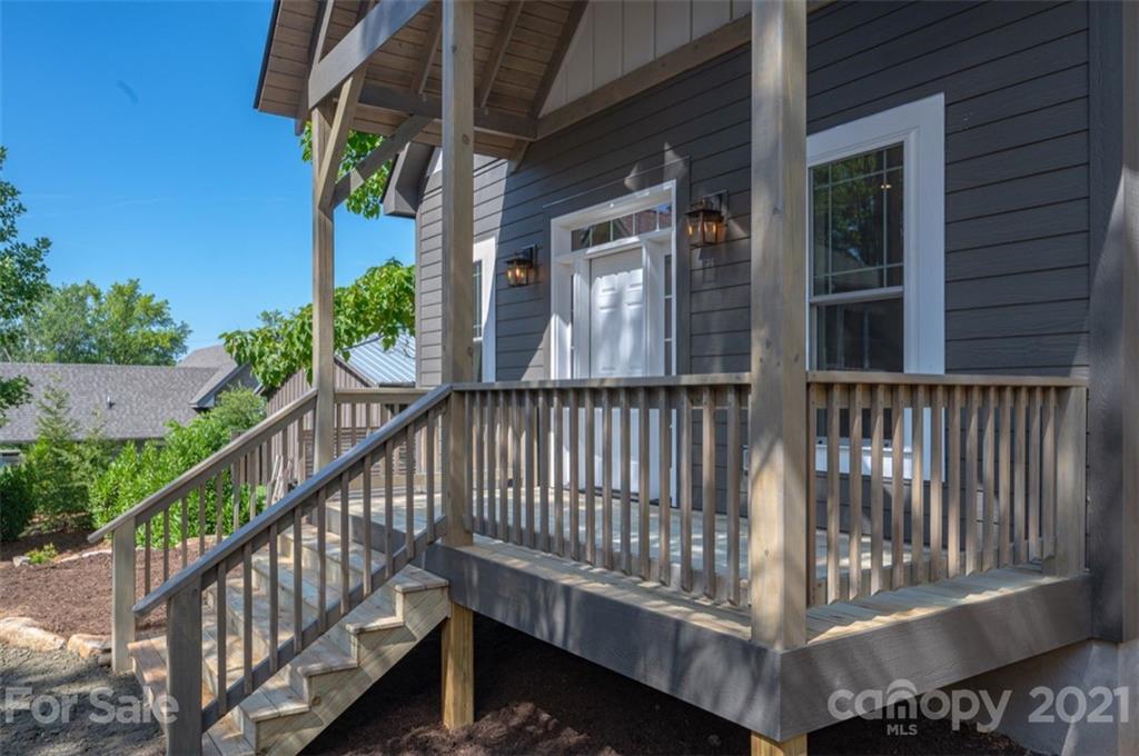 526 Fisher Road, Unit L4B Brevard, NC 28712 - Photo 4 of 29 Gallery Image 4