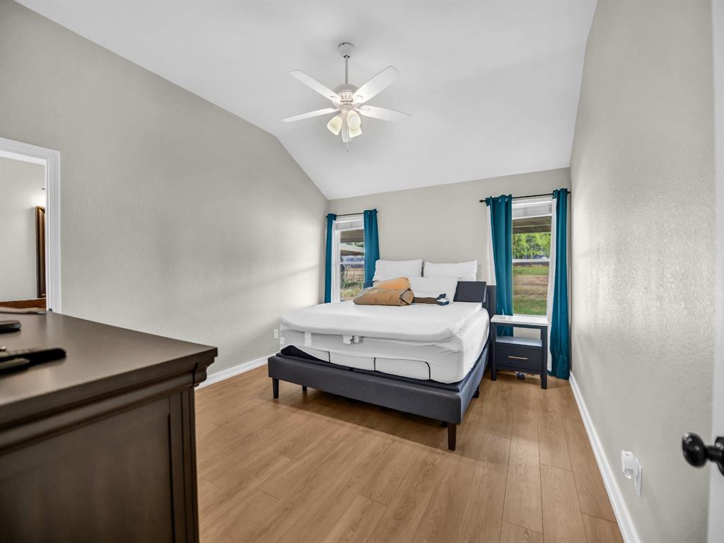 116 Butternut Court Weatherford, TX 76088 - Photo 12 of 26 Gallery Image 12