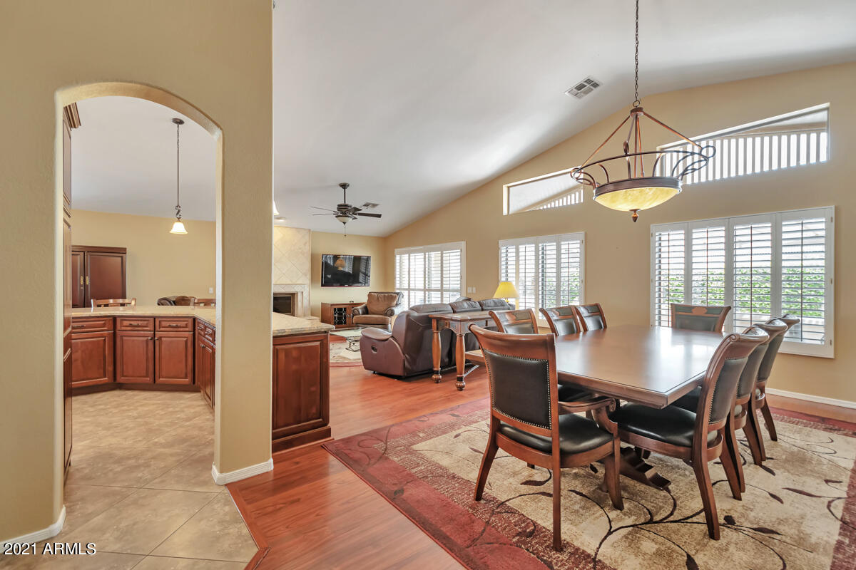 14702 Piccadilly Road Goodyear, AZ 85395 - Photo 11 of 28 QPT - DSC_1960